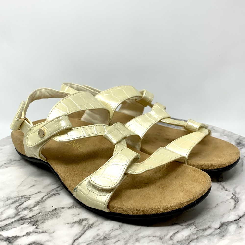 Vionic Paros Pearl Cream Patent Adjustable Comfort Sandals 8 Resortwear Coastal - Picture 8 of 14
